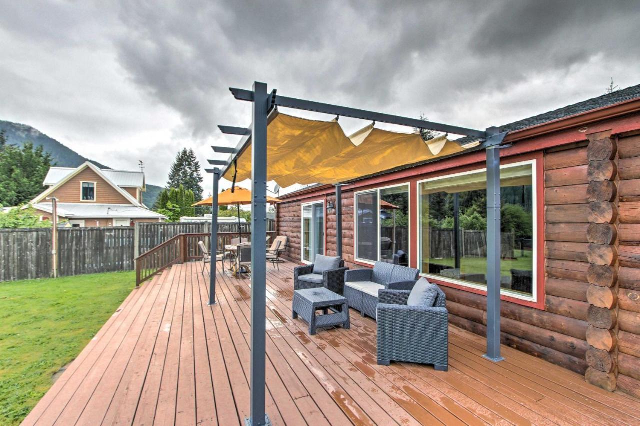 Lakefront Cabin With Stunning Mountain Views And Dock! Mineral Esterno foto