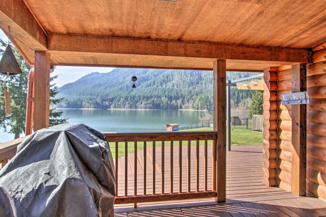 Lakefront Cabin With Stunning Mountain Views And Dock! Mineral Esterno foto